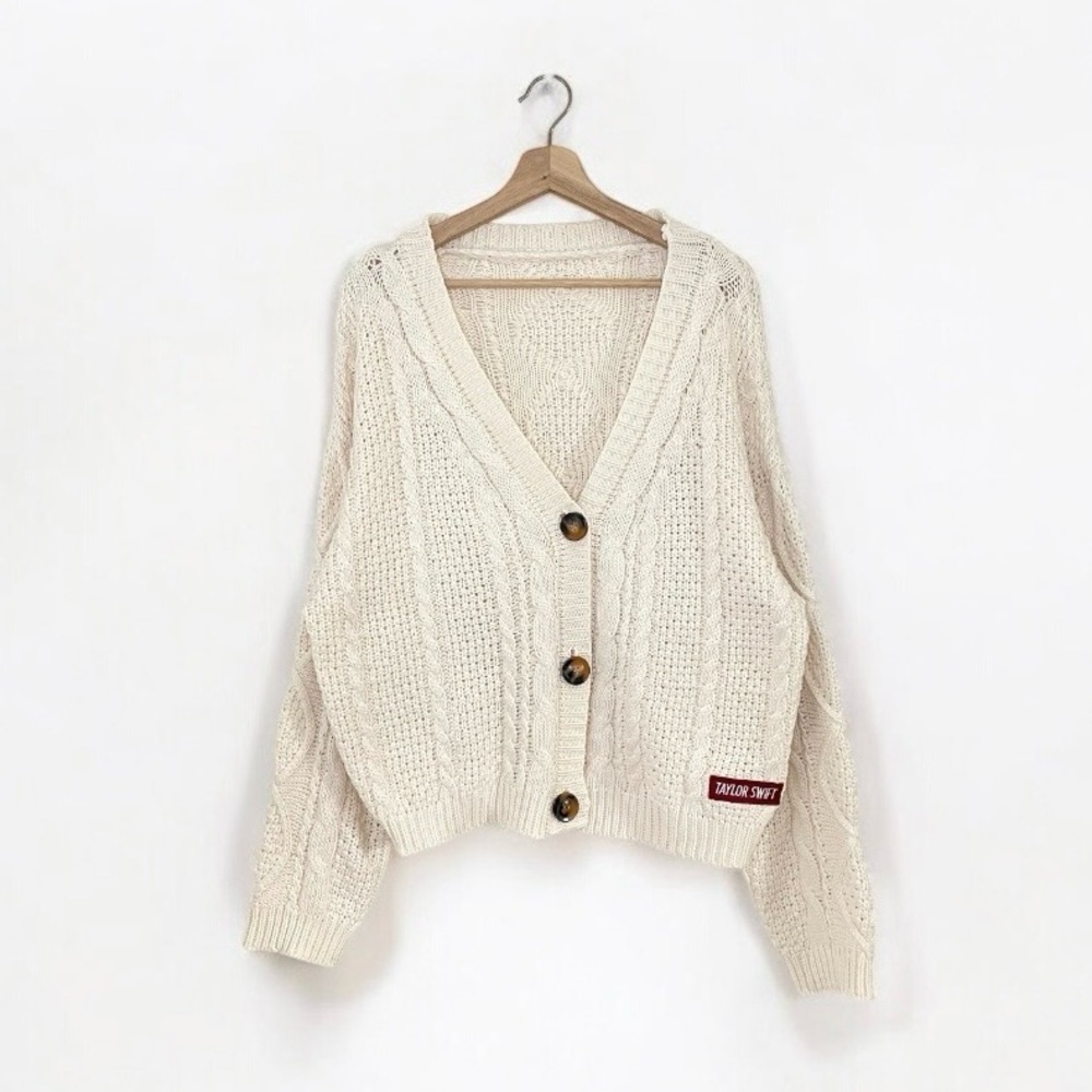 Taylor Swift Red Cardigan Oversized V Neck Cable Knit Stars Sweater Cream XS/S
